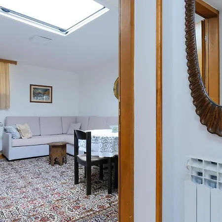 Charming Retreat With Free Parking * Sarajevo